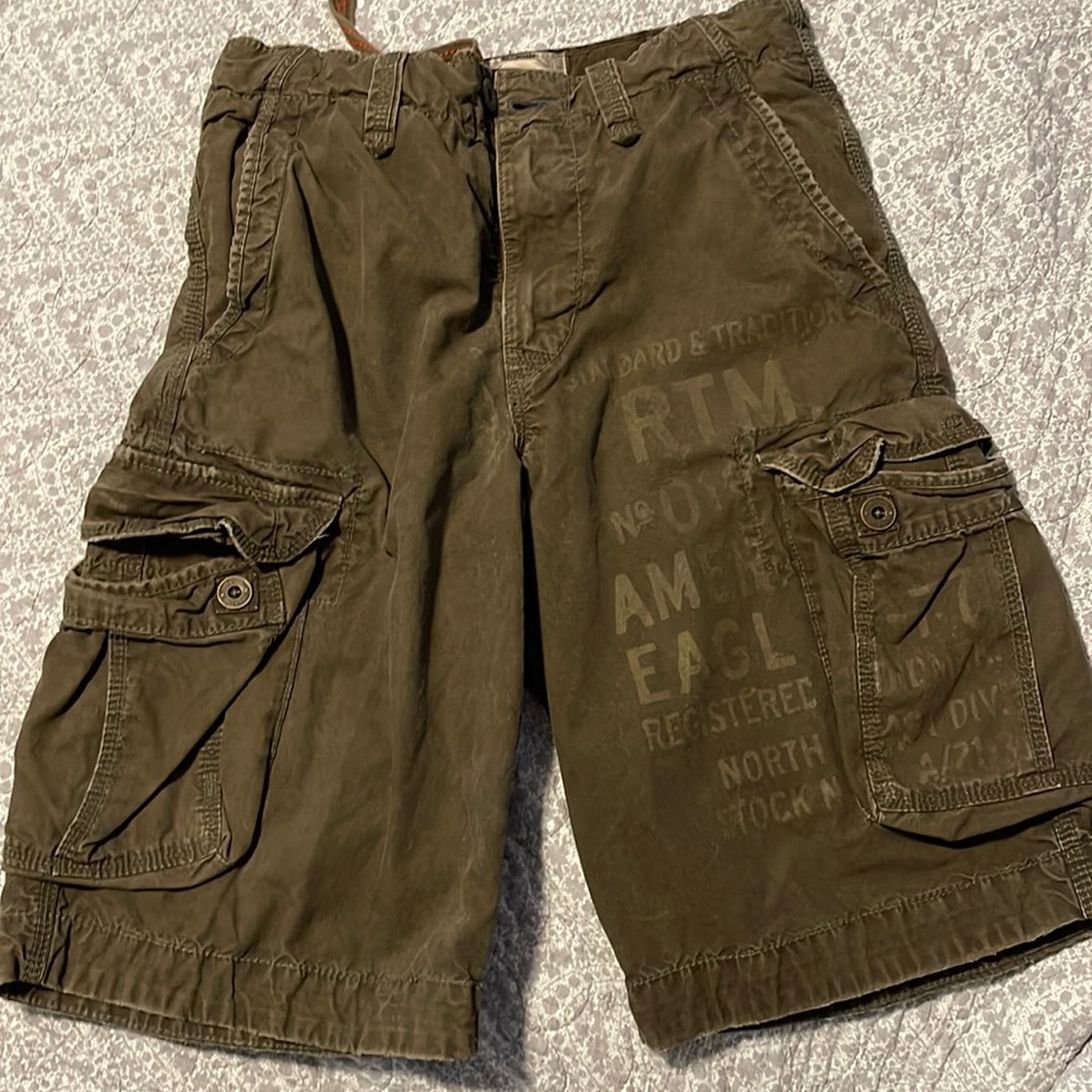 American Eagle Men’s Cargo Shorts